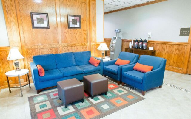 Comfort Inn & Suites Triadelphia - Wheeling