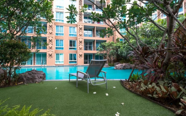 Atlantis Condo Resort by Natnarin