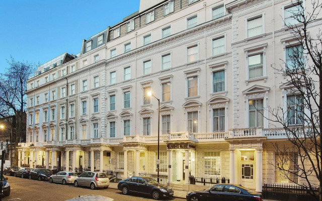 Queens Park Hotel