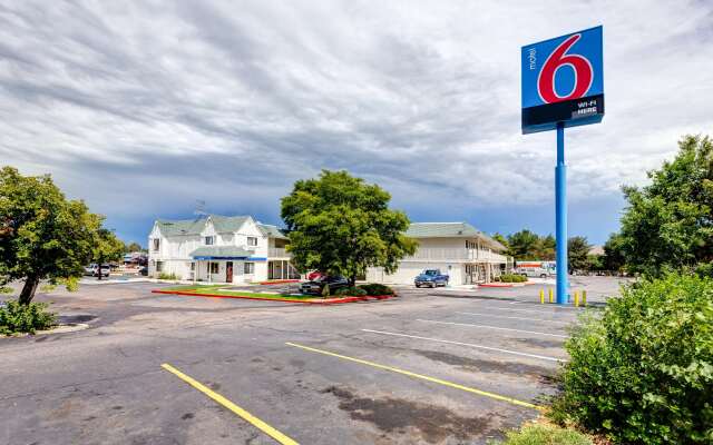 Motel 6 Wheat Ridge, CO - West - Denver North