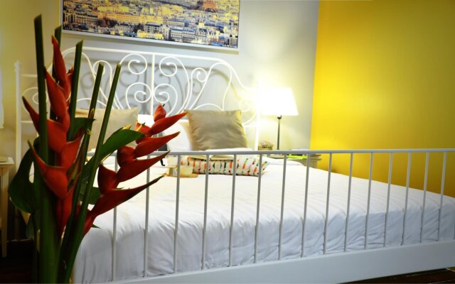 Goodfellas Thong Lo Hostel