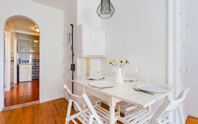 2BR at Chiado Historical Heart of Lisbon