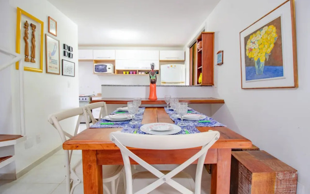 IT03 Bangalo Duplex 3 Suites Pe na Areia