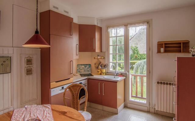 Cozy Villa in Saint-bonnet-la-rivière With Swimming Pool