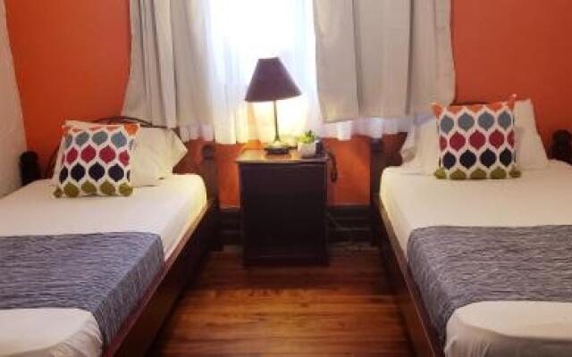 Alajuela City Hotel & Guest House