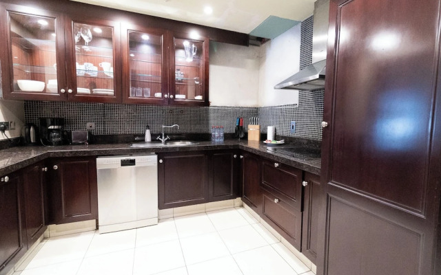 Reehan 1 - Happy Season - 2BR - Downtown