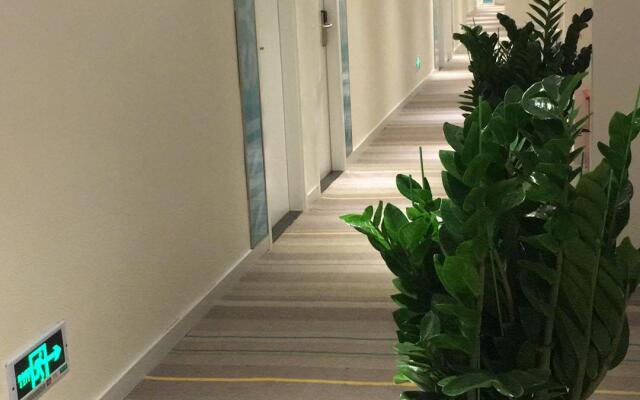 7 Days Inn Huizhou Danshui Yi Center