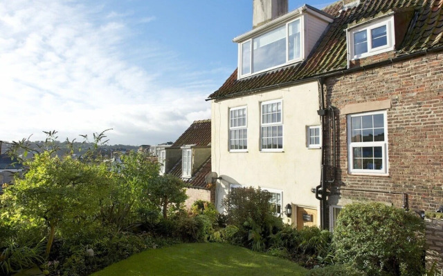 Rooftops Cottage