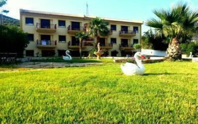 Aliveri Residence Apartments