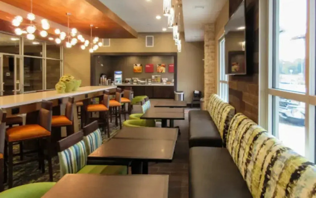 Comfort Suites North Charleston - Ashley Phosphate