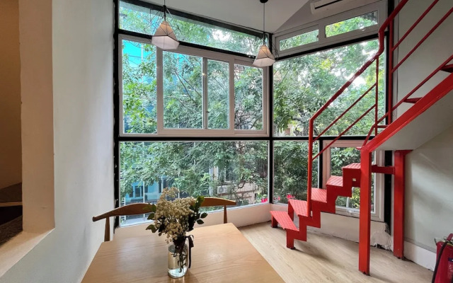 Urban Slumber Hostel