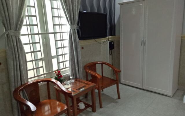Duc Long Hotel