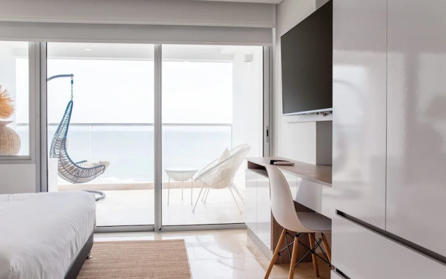 w Lovely Loft With Balcony in Crespo