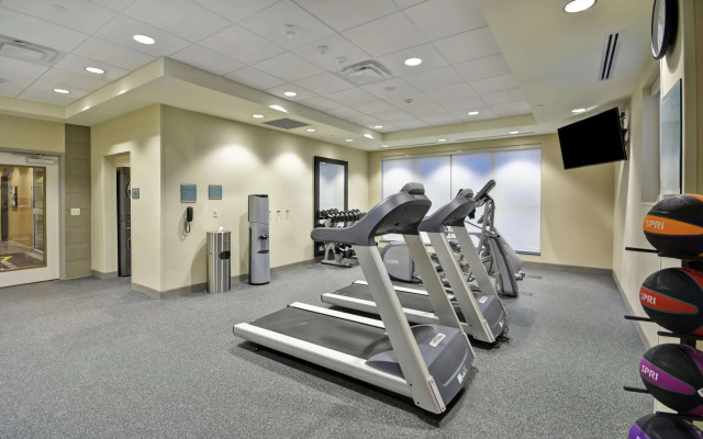 Home2 Suites by Hilton Plymouth, MN