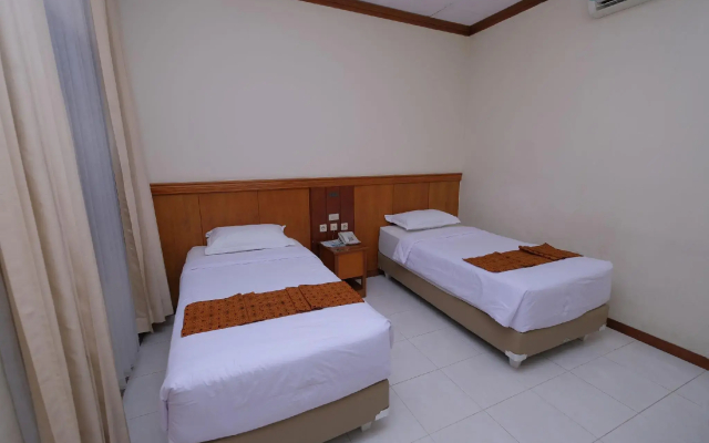Hotel Dana Solo