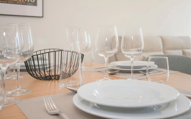 Liiiving in Porto - Crystal Palace Apartment