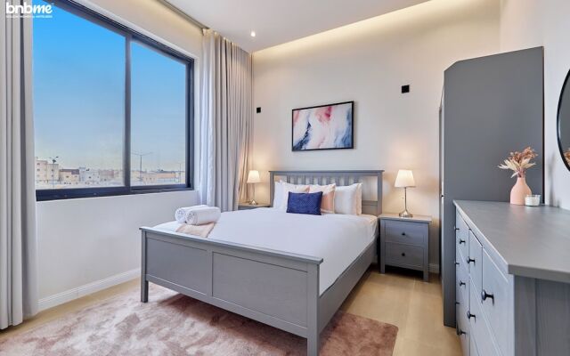 bnbmehomes-2BR near BLVD City & KAFD-16