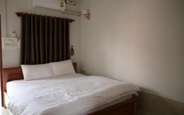 Phoisai Guest House