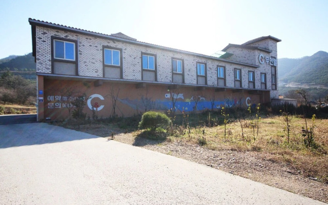 Yeonggwang CC Self Check-in Motel