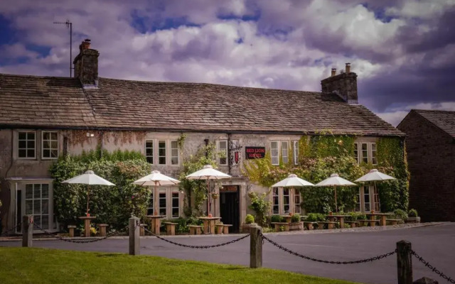 Red Lion Hotel and Manor House
