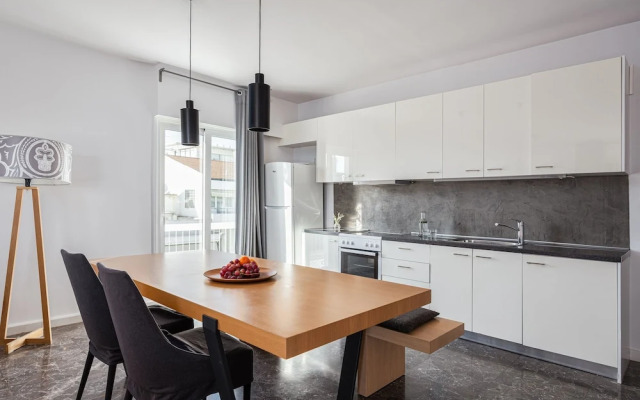 Sea View Beach Penthouse – Athens Coast