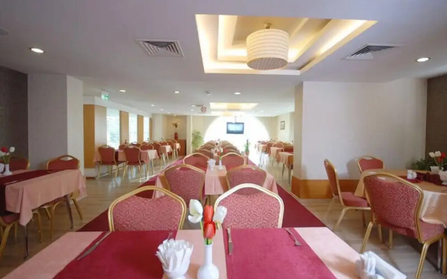 Serace Hotel