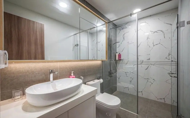 The Sunwah Pearl Residences