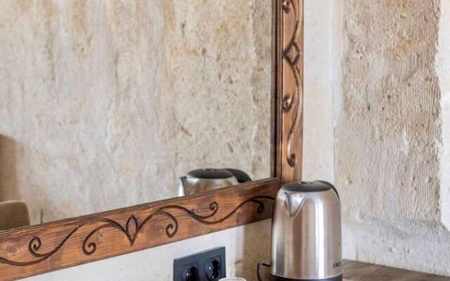 Uzay Cave Suite Hotel