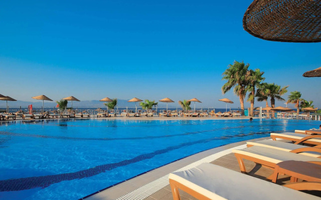 Armonia Holiday Village & Spa