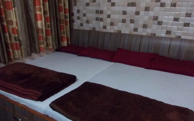 Ajanta Hotel 100 Mtrs Railway Station & 400 Mtrs Dargah