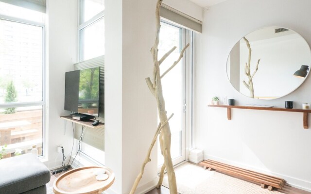 Dufferin Grove 1 Bedroom Loft-style Condo