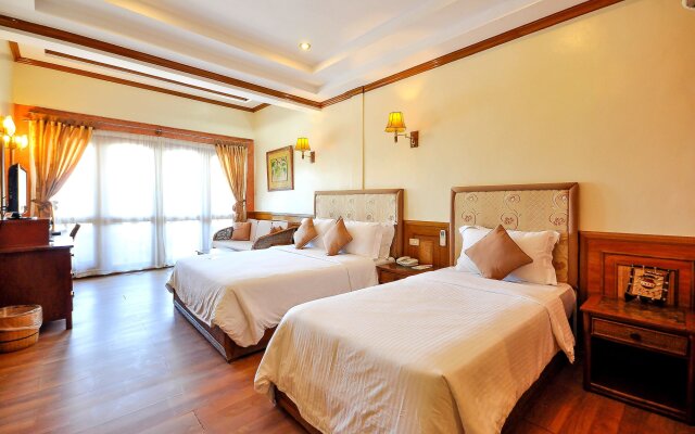 Red Coconut Beach Hotel