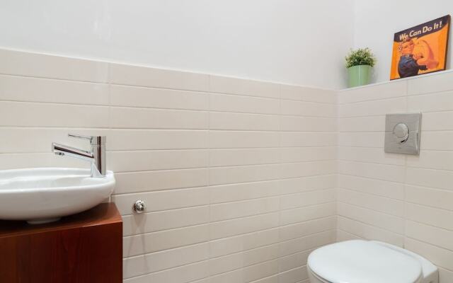Charming 3BR in Rothschild by HolyGuest