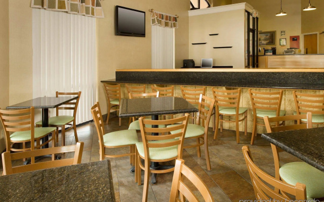 Studio Suites Extended Stay Chattanooga TN