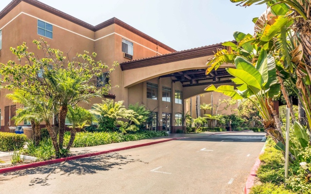 Ramada Suites by Wyndham San Diego