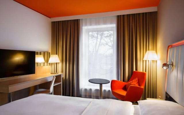 Super 8 by Wyndham Koblenz