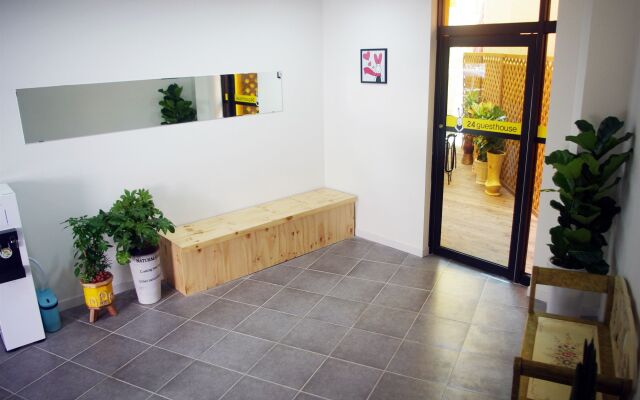 24 Guesthouse Yeosu