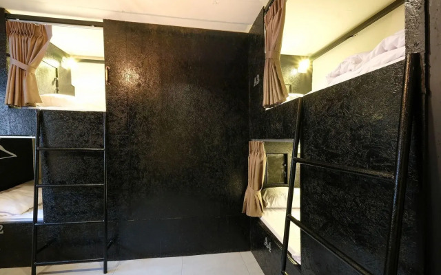 Salee Hostel