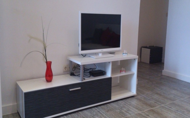 Apartment Pero - 50 m from sea : A3 Lea Banjol, Island Rab