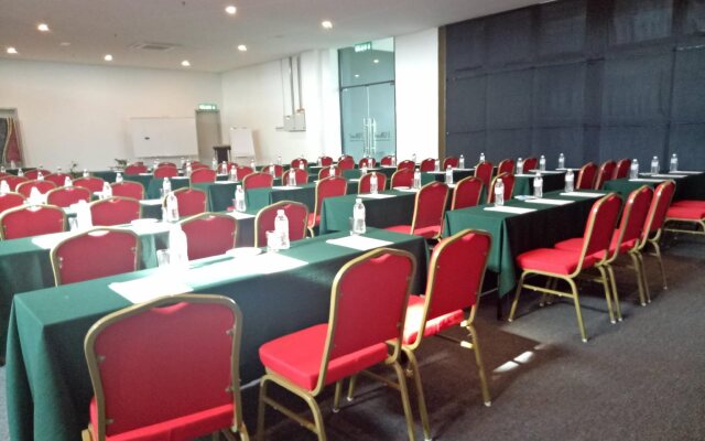 D'Wharf Hotel & Serviced Residence