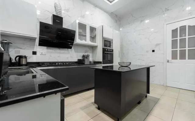 Wenggies Apartment