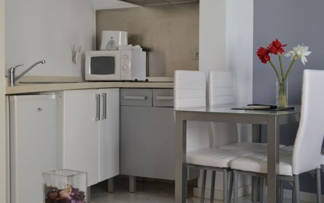 Reservaloen Mariano de Cavia / Topibe SL