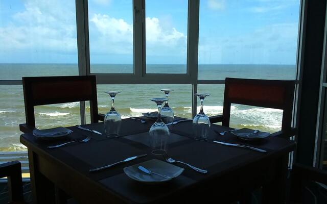 Beacon Beach Negombo