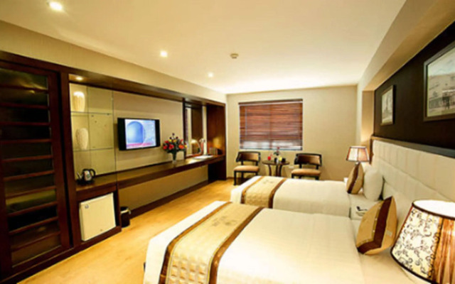 Skylark Hotel