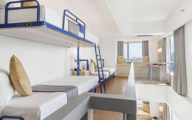 TRYP by Wyndham Mall of Asia Manila