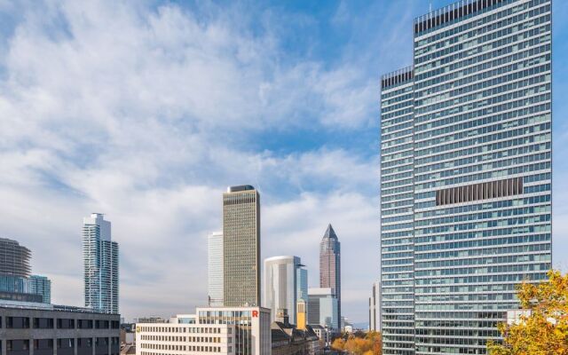 Numa Frankfurt Blau