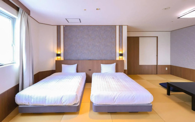 Ooedo Onsen Monogatari Premium Atami