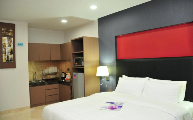 The Centro Hotel & Residence by Orchardz