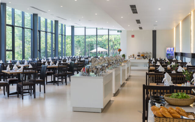 Thanh Tan Hot Springs By Fusion