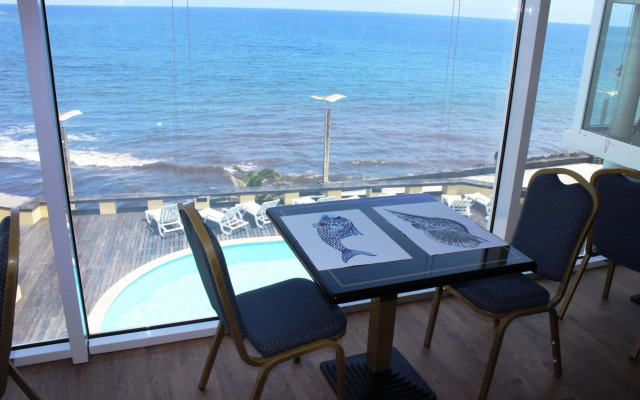 Vinha da Areia Beach Hotel